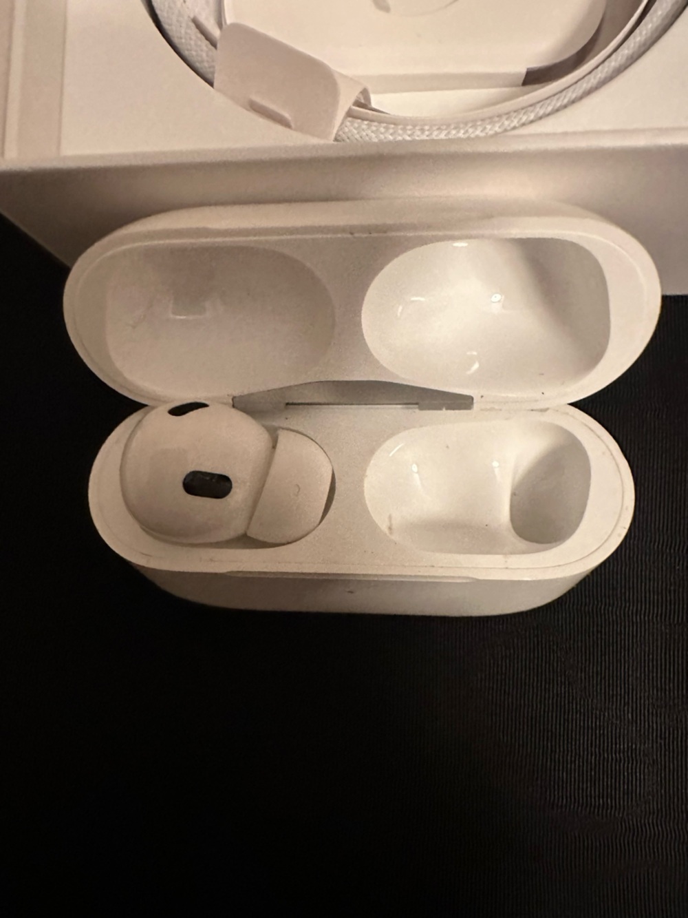 AirPods Pro 2 Left Ear ONLY - Picture 2 of 9